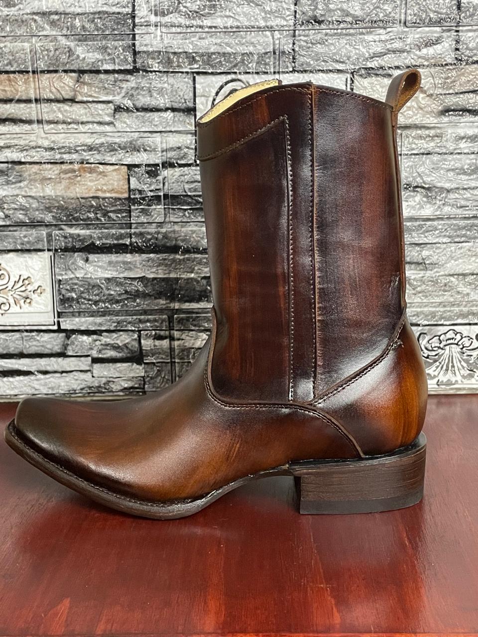 LIAM BROWN RAYADO DUBAI