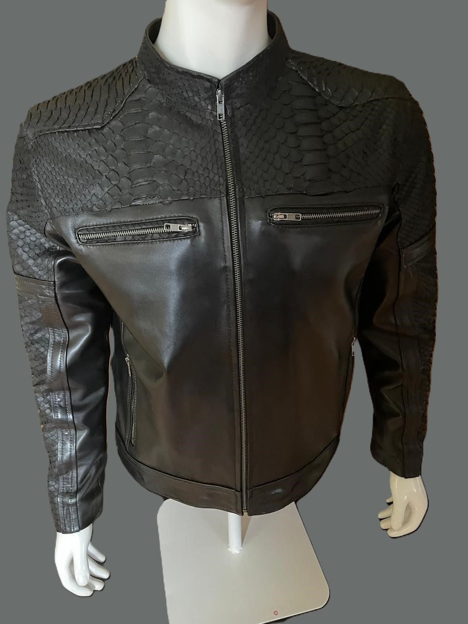 BLACK LEATHER PHYTON